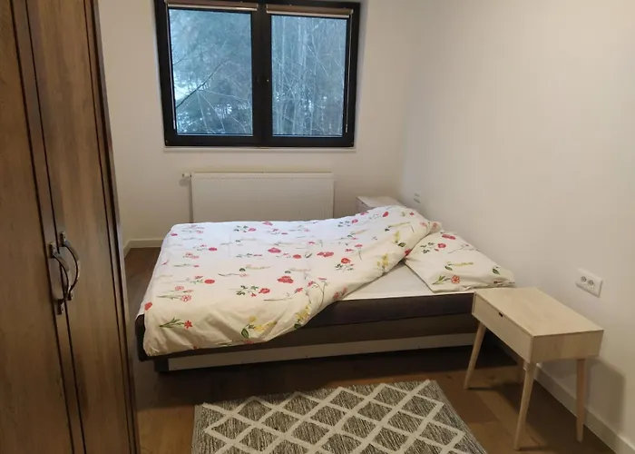 Pine Forest Magic Apartment *